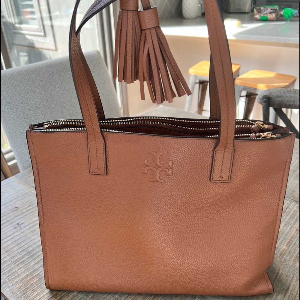Brand new with tags Tory Burch Thea tote
